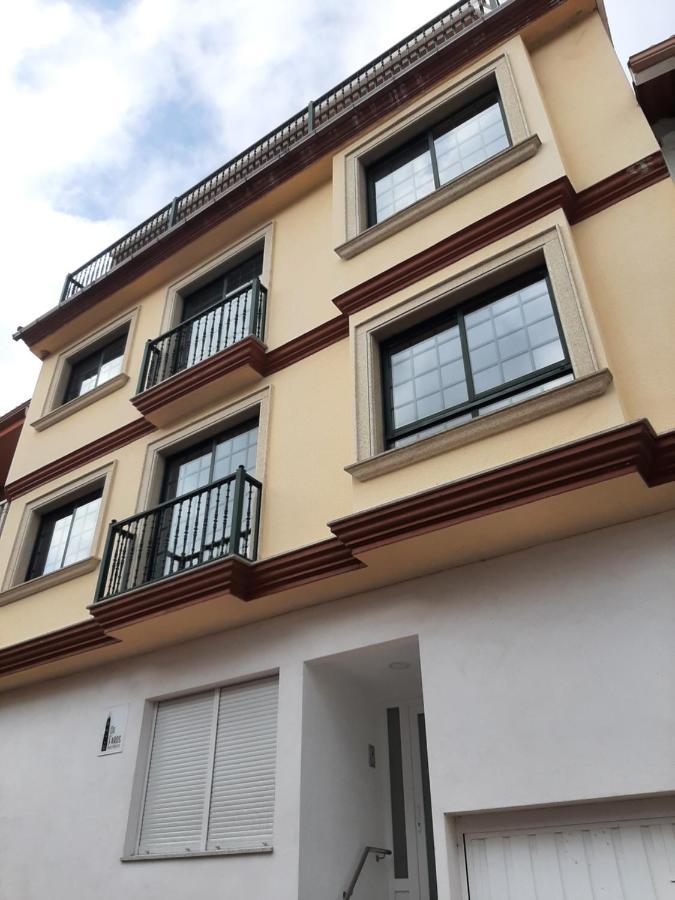 Apartment Os Faros Pisos Turisticos Arou